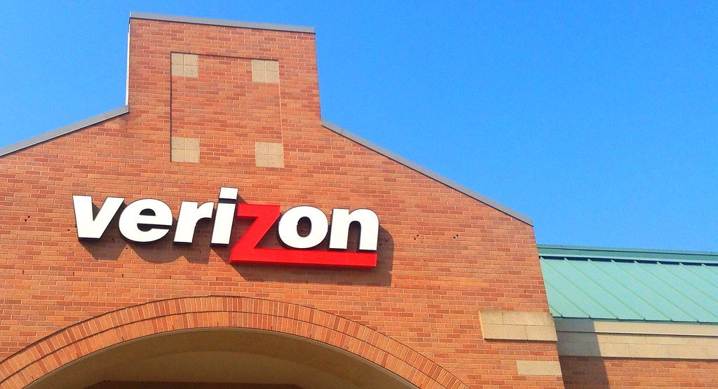 Verizon | Verizon, Avon CT. Pics by Mike Mozart of TheToyCha… | Flickr