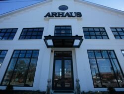 arhaus fashion island A Unique Shopping Experience