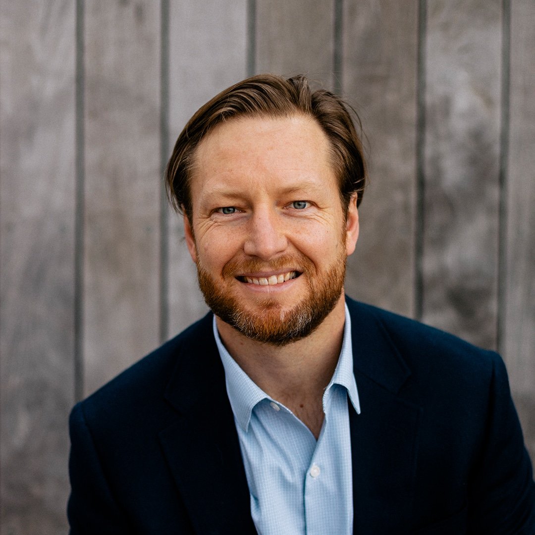 Explanation - Actor Eric McCormack Divorce at 60 ? | Toronto Escorts ...