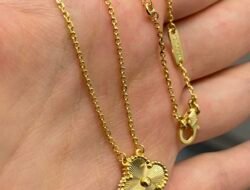 Cleef Jewelry Shines With Elegance And Style