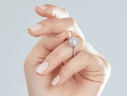 Where to buy diamonds online with confidence and ease