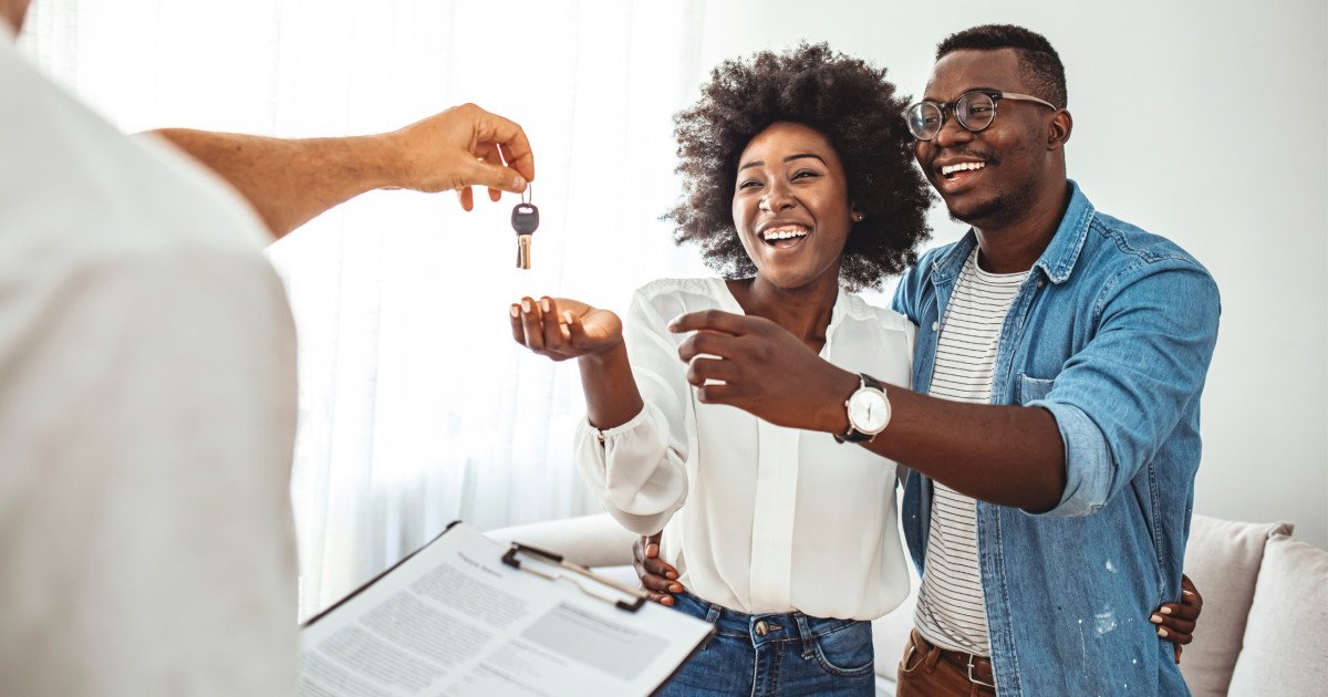 How to Find the Best Real Estate Agent for You | MoversAtlas Blog