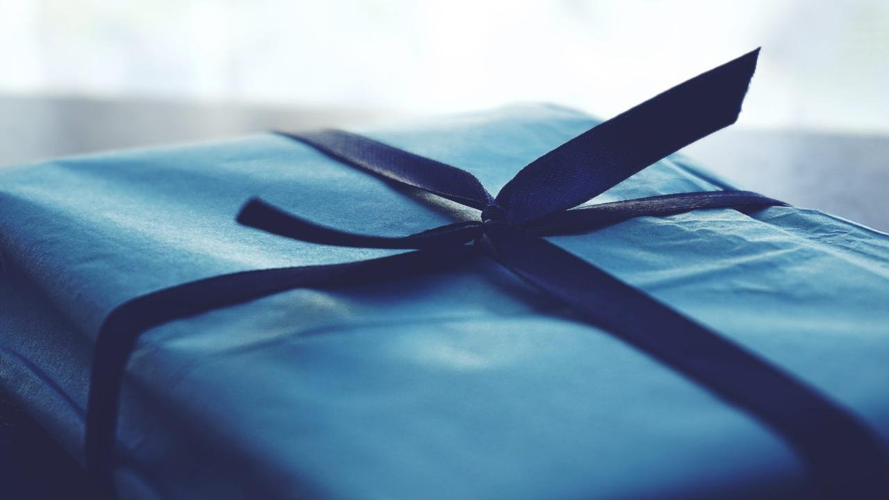 The meaning and symbolism of the word - «Gift»