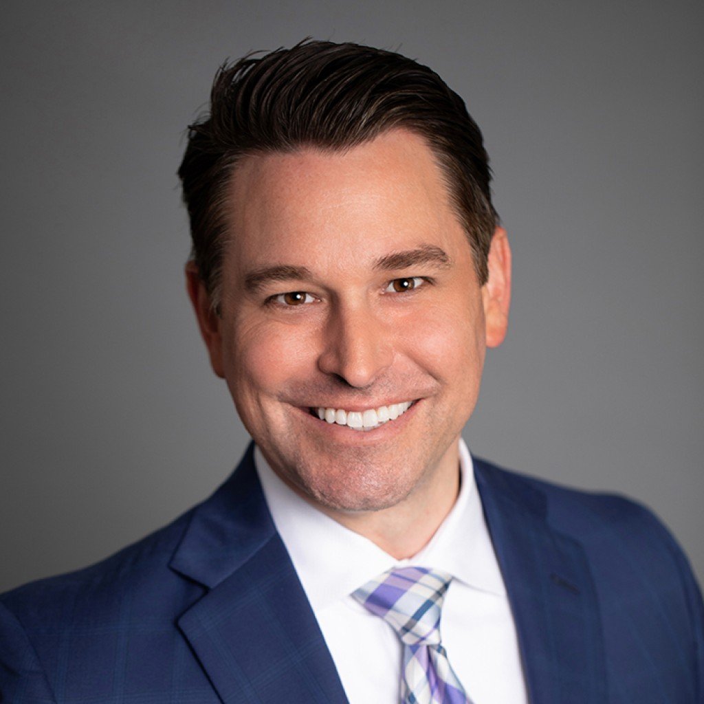 Best real estate agent near me - Smart Realty