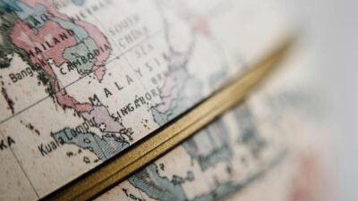 무료 이미지 : 쓰기, 손, 여행, 돈, 아틀라스, 닫다, 현금, 지구지도, 스케치, 그림, 필적, 달필, 문서, 말레이시아 ...